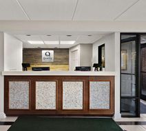Quality Inn & Suites - Vidalia Lobby