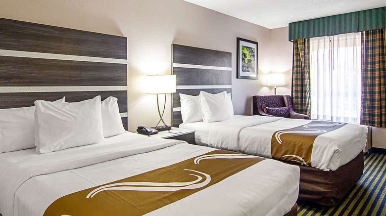 <b>Quality Inn & Suites - Savannah Room</b>. Images powered by <a href="https://iceportal.shijigroup.com/" title="IcePortal" target="_blank">IcePortal</a>.