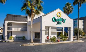Quality Inn & Suites - Savannah