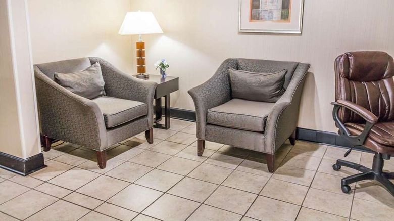<b>Quality Inn & Suites - Savannah Lobby</b>. Images powered by <a href="https://iceportal.shijigroup.com/" title="IcePortal" target="_blank">IcePortal</a>.