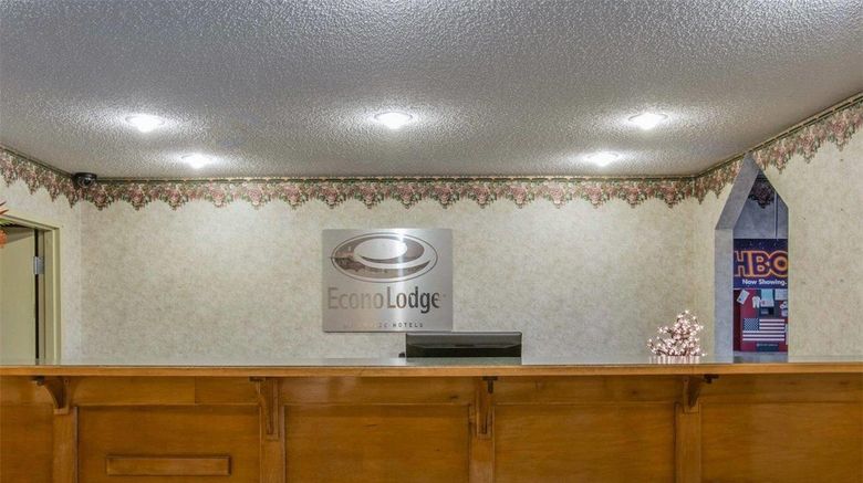 <b>Econo Lodge Villa Rica Lobby</b>. Images powered by <a href="https://iceportal.shijigroup.com/" title="IcePortal" target="_blank">IcePortal</a>.
