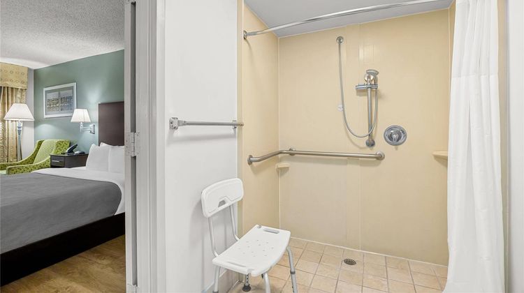 Quality Inn Albany Room