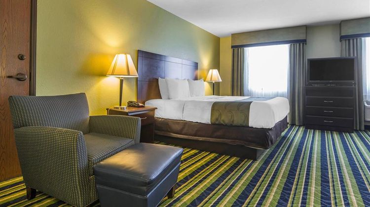 Quality Inn Cedartown Suite