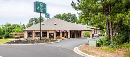 Quality Inn Stockbridge Exterior