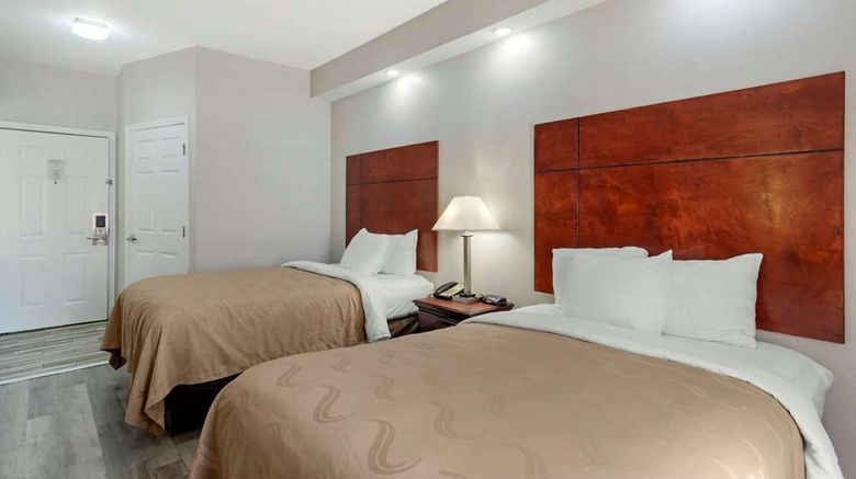<b>Quality Inn Room</b>. Images powered by <a href="https://iceportal.shijigroup.com/" title="IcePortal" target="_blank">IcePortal</a>.