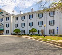 Quality Inn Exterior