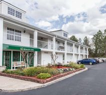 Quality Inn Exterior