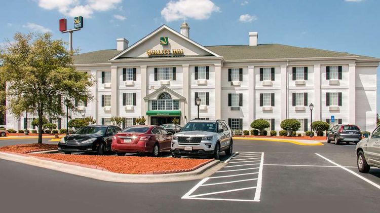 Quality Inn Pooler Exterior