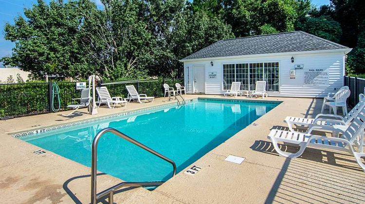 Quality Inn LaGrange Pool