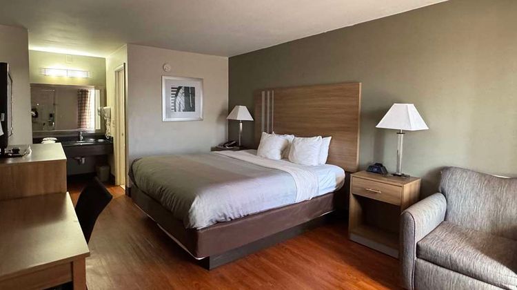 Quality Inn LaGrange Room