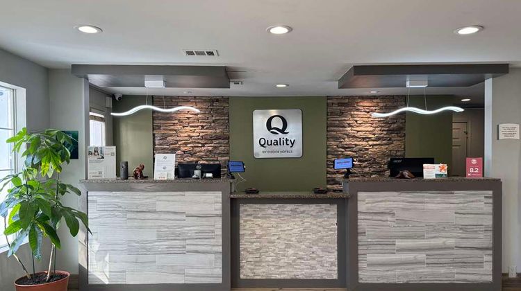 Quality Inn LaGrange Lobby