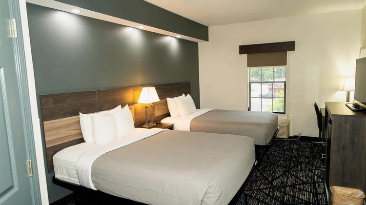Quality Inn Rome Room