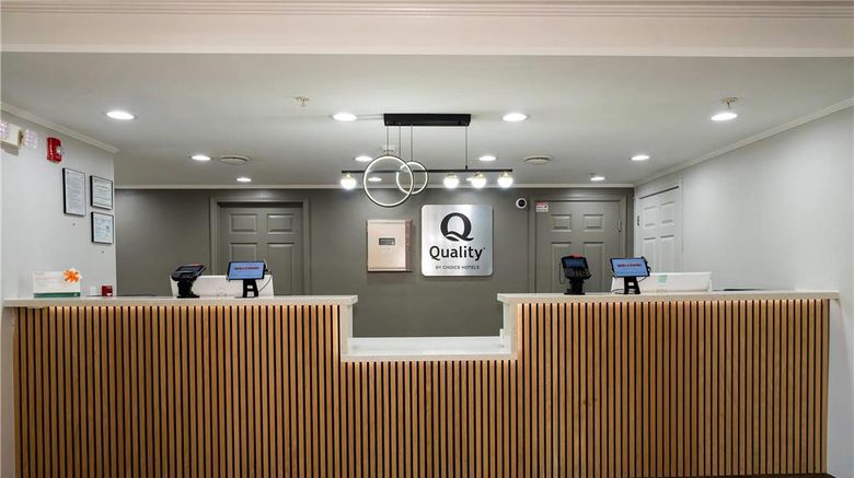 <b>Quality Inn Rome Lobby</b>. Images powered by <a href="https://iceportal.shijigroup.com/" title="IcePortal" target="_blank">IcePortal</a>.