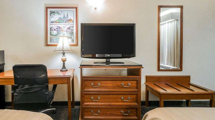 Quality Inn Bainbridge Room