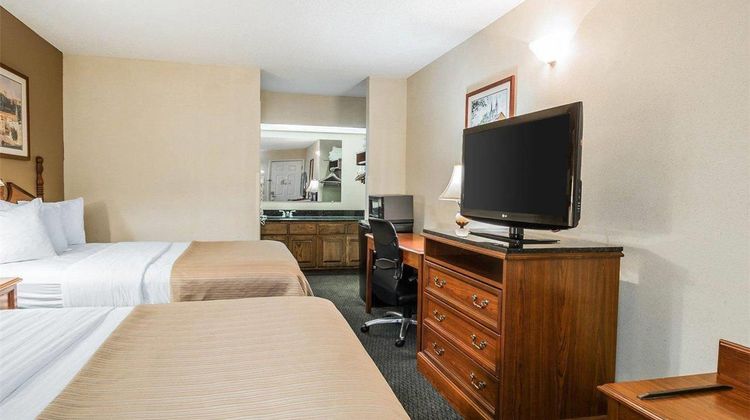 Quality Inn Bainbridge Room