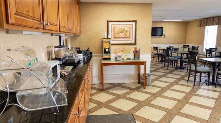 Quality Inn Carrollton Medical Center Restaurant