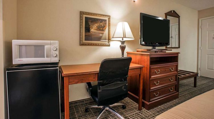 Quality Inn Room