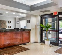 Comfort Inn Alpharetta Lobby