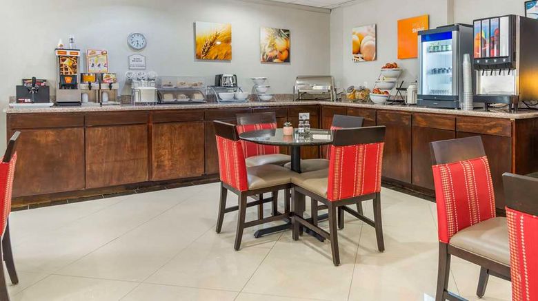 <b>Comfort Inn Alpharetta Restaurant</b>. Images powered by <a href="https://iceportal.shijigroup.com/" title="IcePortal" target="_blank">IcePortal</a>.