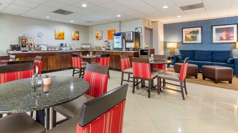 <b>Comfort Inn Alpharetta Restaurant</b>. Images powered by <a href="https://iceportal.shijigroup.com/" title="IcePortal" target="_blank">IcePortal</a>.