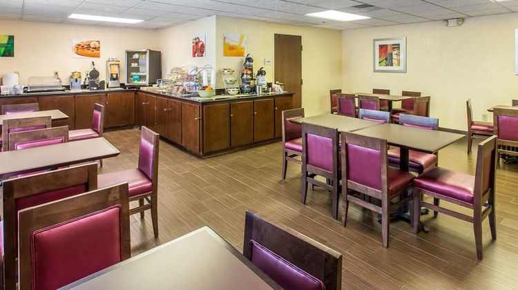 Quality Inn Fitzgerald Restaurant