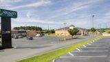 <b>Quality Inn Fitzgerald Exterior</b>. Images powered by <a href="https://iceportal.shijigroup.com/" title="IcePortal" target="_blank">IcePortal</a>.