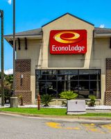 Econo Lodge Garden City Savannah