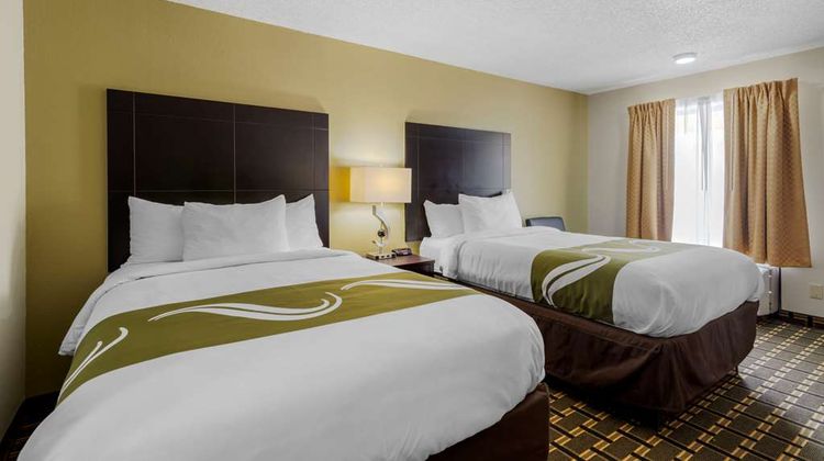 Quality Inn Acworth Room