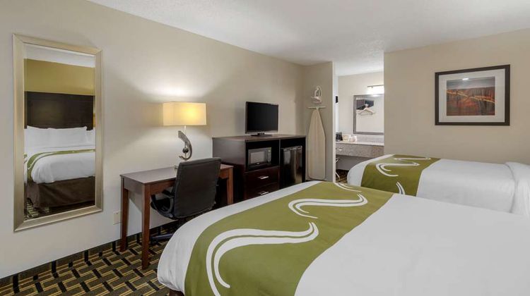 Quality Inn Acworth Room