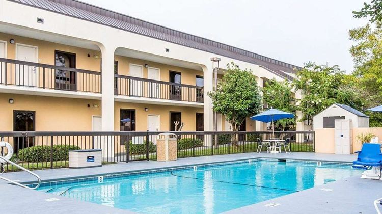Quality Inn Valdosta Pool