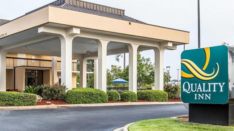Quality Inn Valdosta Exterior