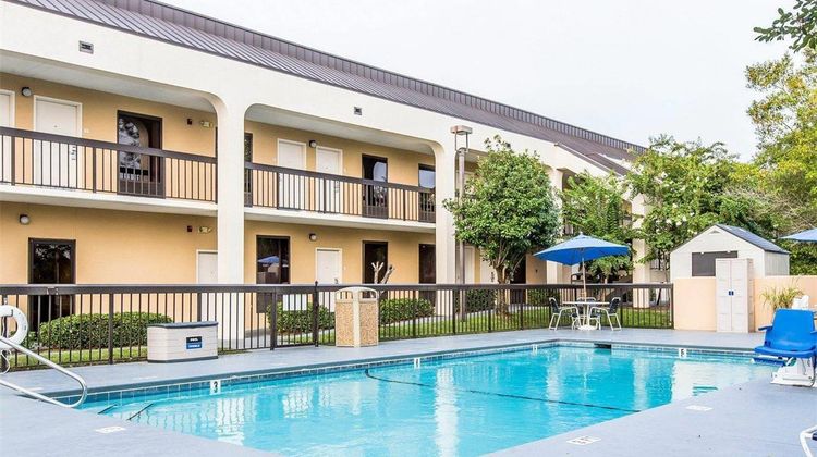 Quality Inn Valdosta Pool