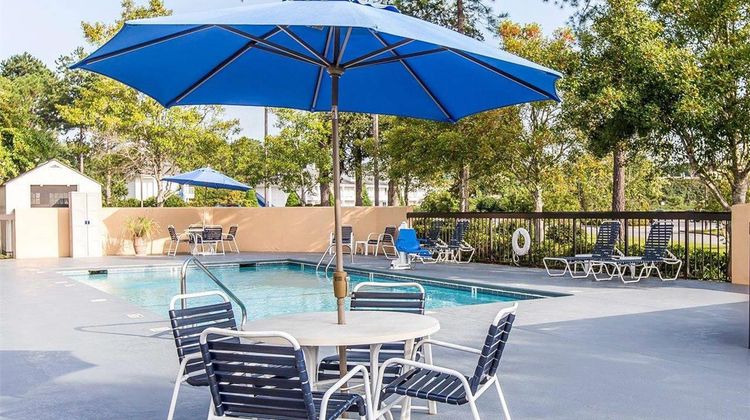 Quality Inn Valdosta Pool