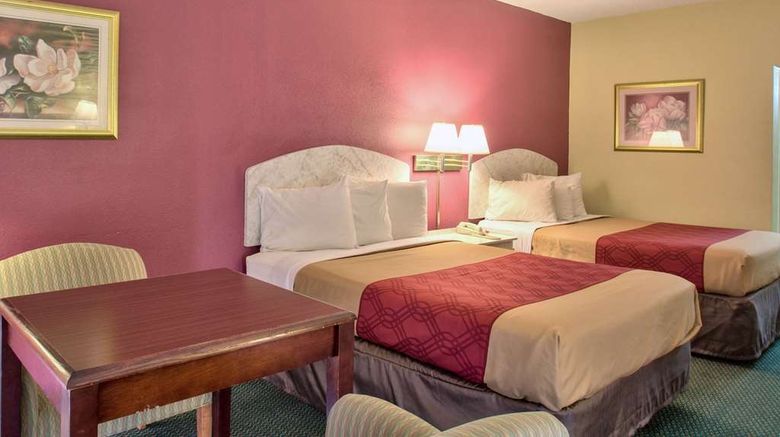 <b>Econo Lodge Donalsonville Room</b>. Images powered by <a href="https://iceportal.shijigroup.com/" title="IcePortal" target="_blank">IcePortal</a>.