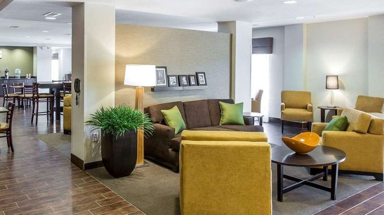 MainStay Suites Cartersville Lobby