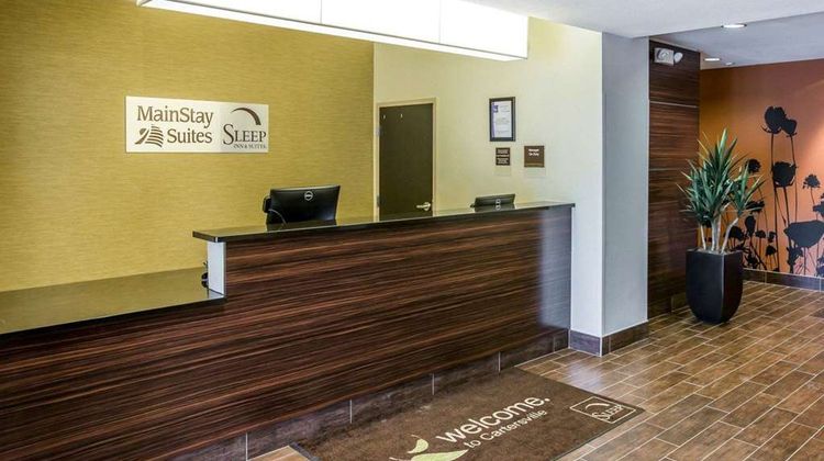 MainStay Suites Cartersville Lobby