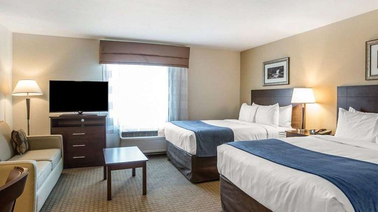 MainStay Suites Cartersville Suite