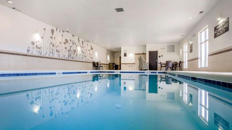 MainStay Suites Cartersville Pool