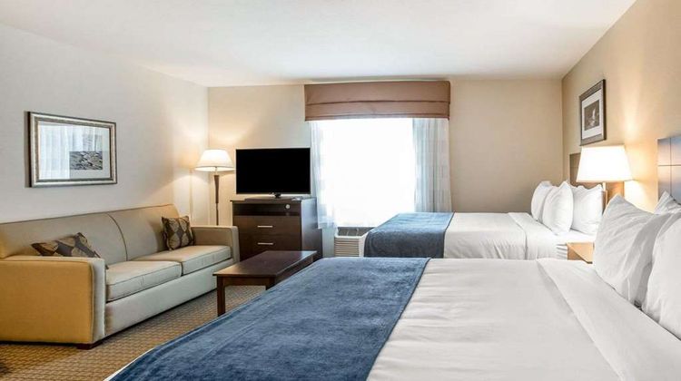 MainStay Suites Cartersville Suite