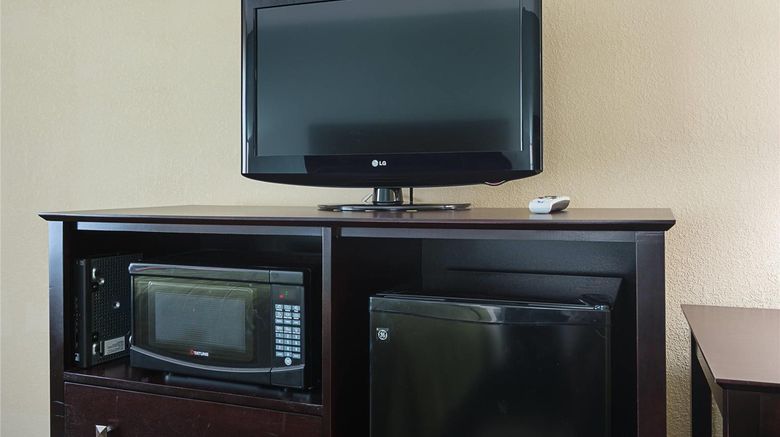 <b>Quality Inn Calhoun Room</b>. Images powered by <a href="https://iceportal.shijigroup.com/" title="IcePortal" target="_blank">IcePortal</a>.