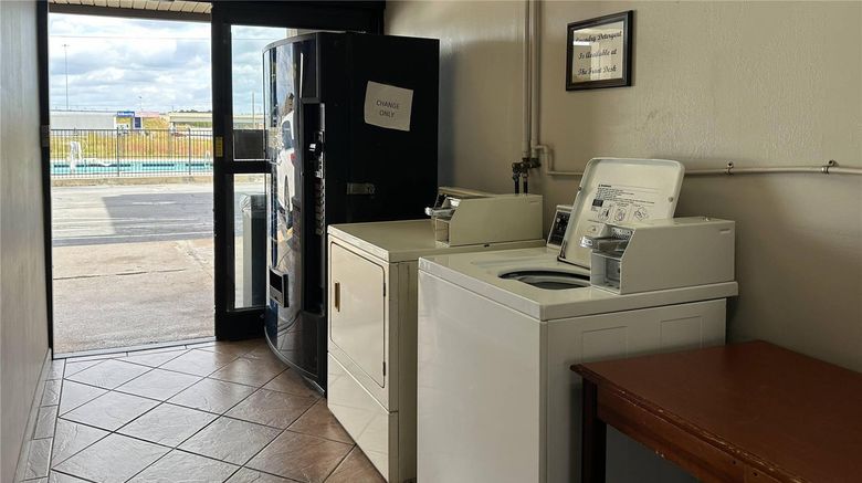 <b>Quality Inn Calhoun Other</b>. Images powered by <a href="https://iceportal.shijigroup.com/" title="IcePortal" target="_blank">IcePortal</a>.