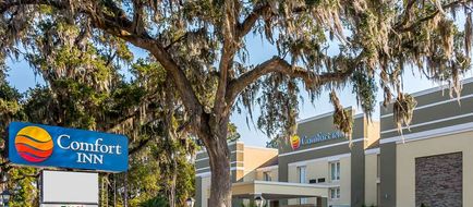 Comfort Inn Savannah Exterior