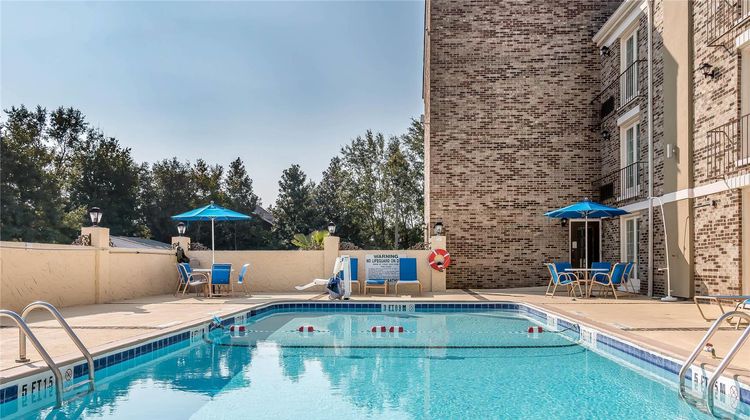 Comfort Inn Savannah Pool