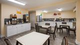 <b>Quality Inn Greensboro Restaurant</b>. Images powered by <a href="https://iceportal.shijigroup.com/" title="IcePortal" target="_blank">IcePortal</a>.