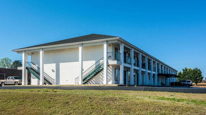 <b>Quality Inn Washington Exterior</b>. Images powered by <a href="https://iceportal.shijigroup.com/" title="IcePortal" target="_blank">IcePortal</a>.