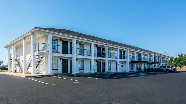 Quality Inn Washington Exterior. Images powered by <a href="https://iceportal.shijigroup.com" target="_blank" rel="noopener">Ice Portal</a>.