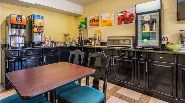 Quality Inn Washington Restaurant