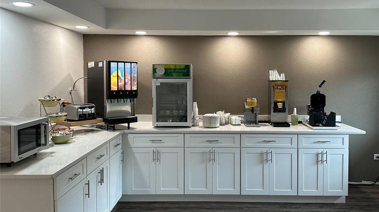 Quality Inn Forsyth Restaurant