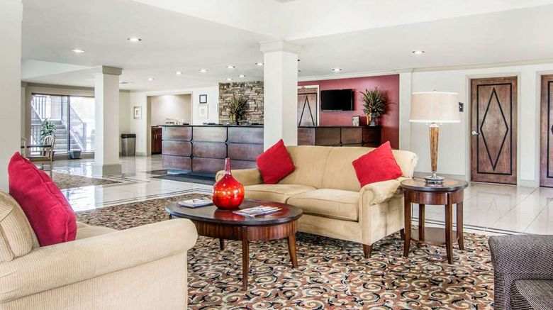 <b>Rodeway Inn LaGrange Lobby</b>. Images powered by <a href="https://iceportal.shijigroup.com/" title="IcePortal" target="_blank">IcePortal</a>.