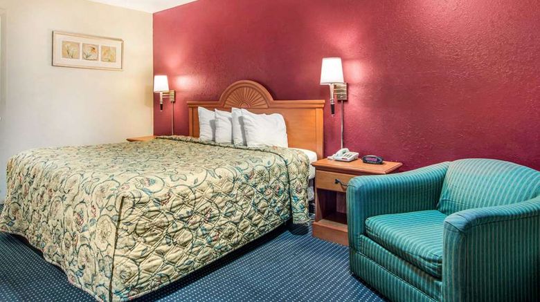 <b>Rodeway Inn LaGrange Room</b>. Images powered by <a href="https://iceportal.shijigroup.com/" title="IcePortal" target="_blank">IcePortal</a>.